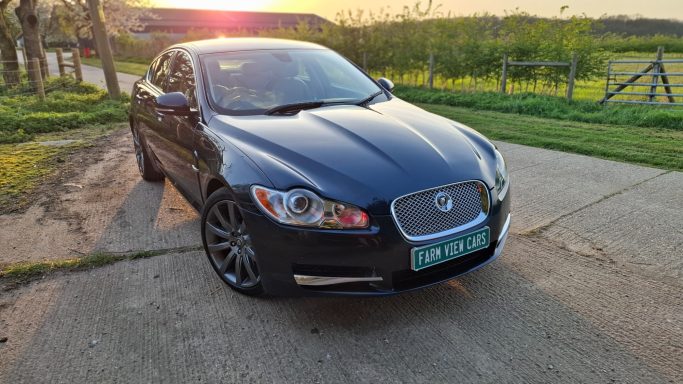 Jaguar XF